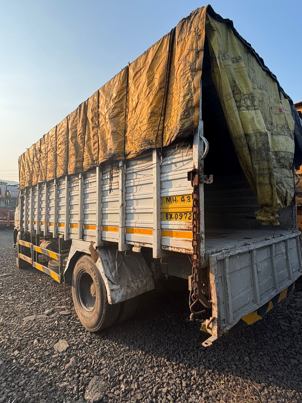 Tata Ultra 1918 - Image 2